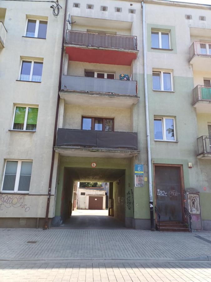 Apartment Ommpbooking Wspolna Lazienka Częstochowa